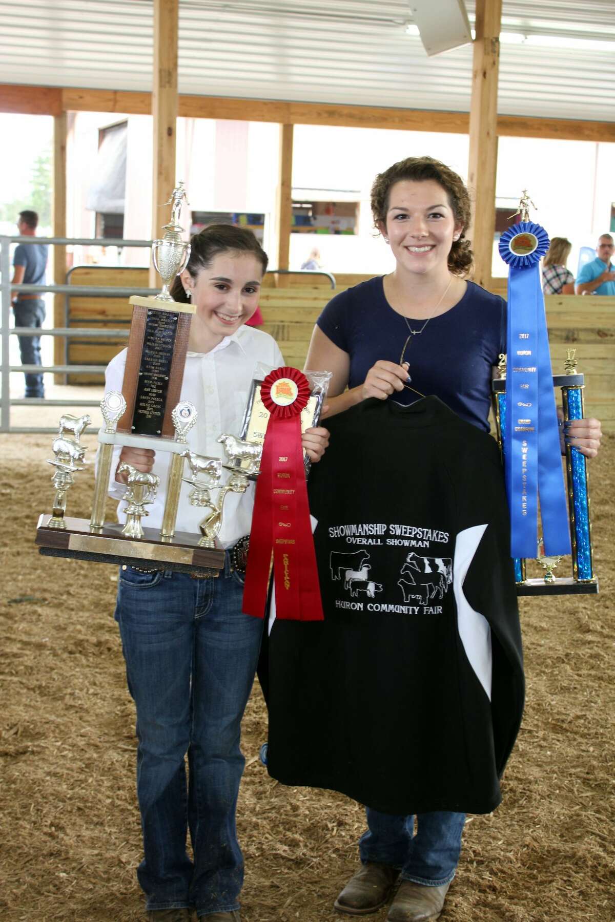 The 4-H and FFA portion of the Huron Community Fair wrapped up Saturday afternoon with the Junior Livestock Association Sweepstakes contest. Dalaney Bates, 13, of Sebewaing (hog showperson) defeated Lillian Lentz (horse showperson), Seth Schumacher (sheep showperson), Nolan Murray (prospect steer showperson), Grace Shupe (fat steer showperson) and Tyler Krug, (dairy showperson).