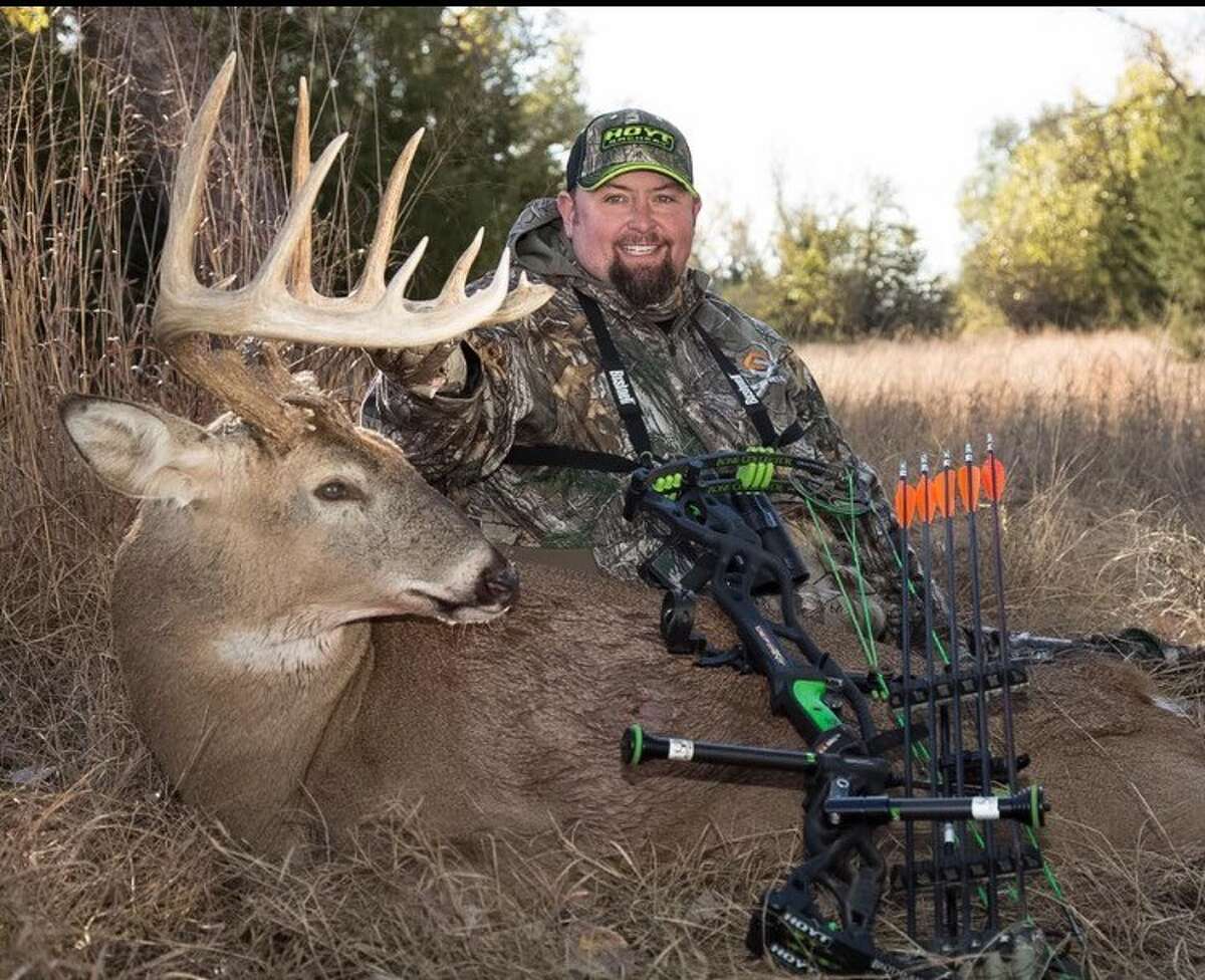 Texas Rangers - To our DEER fans – commemorate the Claw 'n' Antlers  antlers with Thursday's Outdoorsman Night!