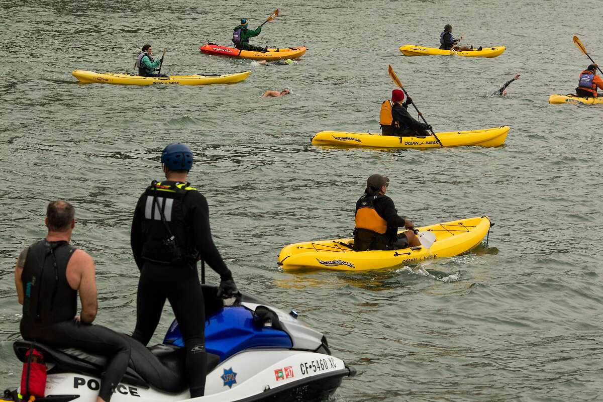 SEALs casualties honored with chilly Golden Gate swim