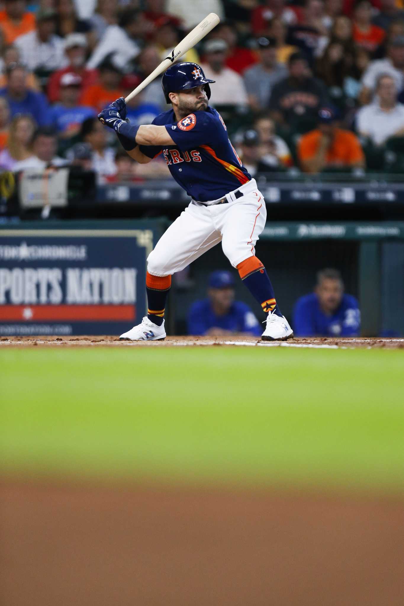 Minute Maid Park batter's eye undergoing changes after players voice  concerns - The Athletic