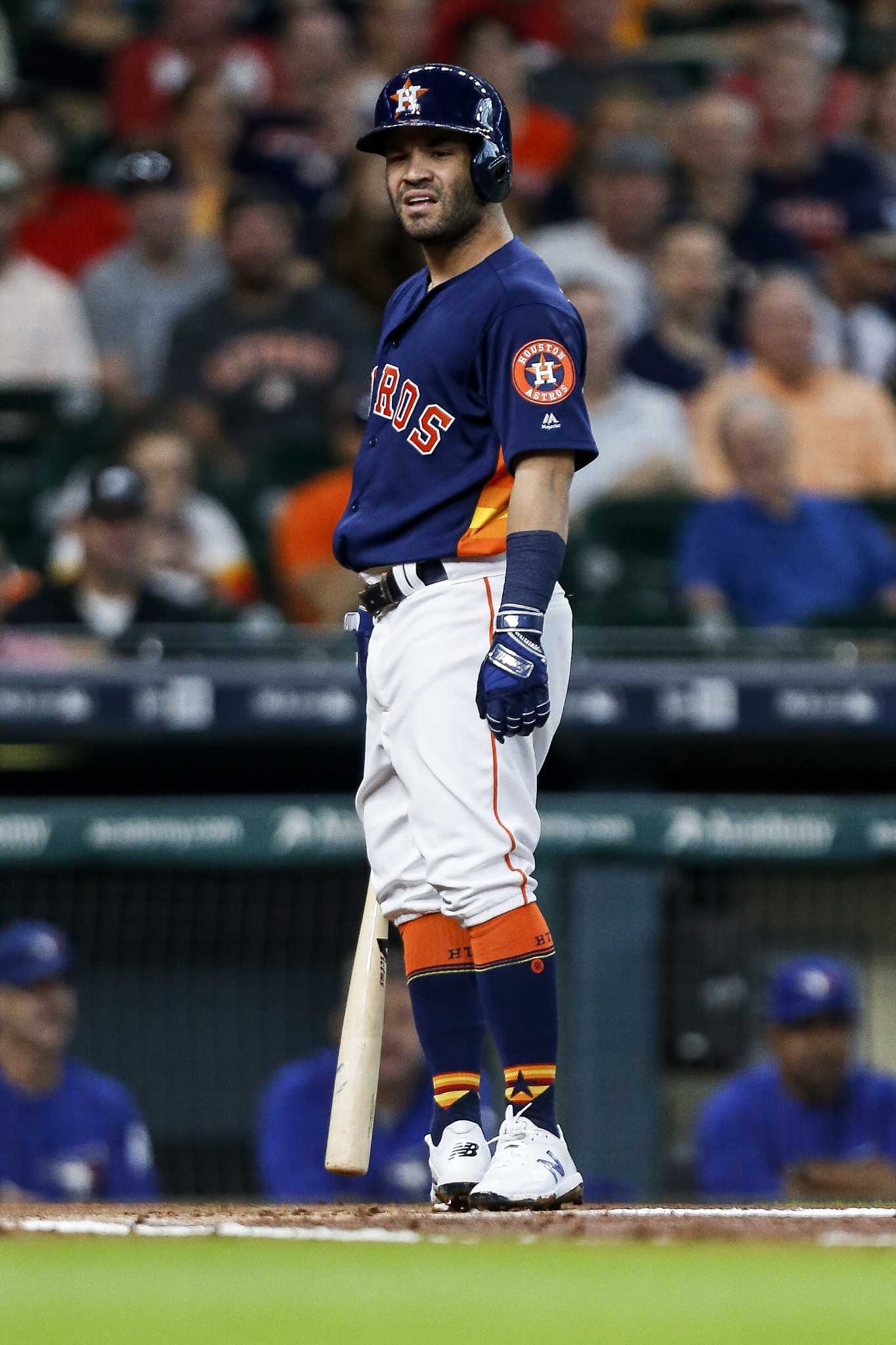 He's a joy to be around': Alex Bregman loves the big moment, and lifting up  his teammates - The Boston Globe