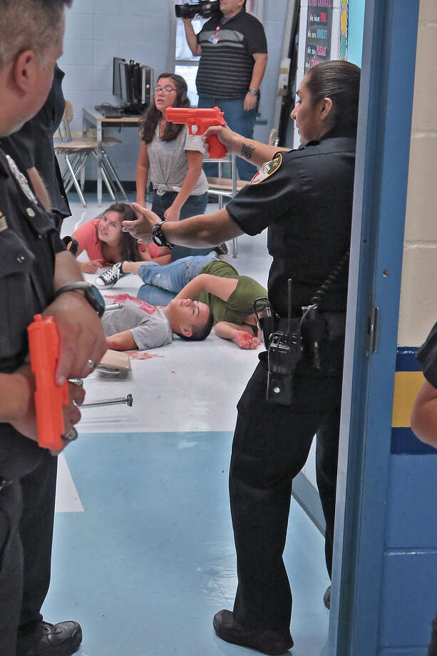 LISD's Police Department conducts mock lockdown drills - Laredo Morning Times