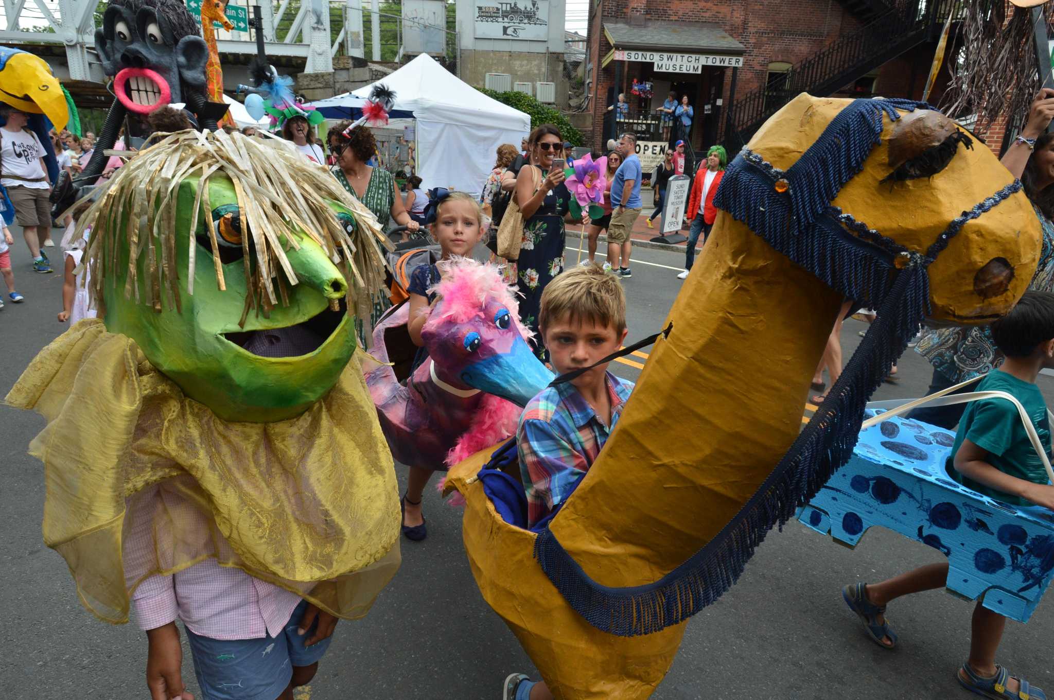 Puppets on parade: Festival-goers enjoy return of beloved tradition