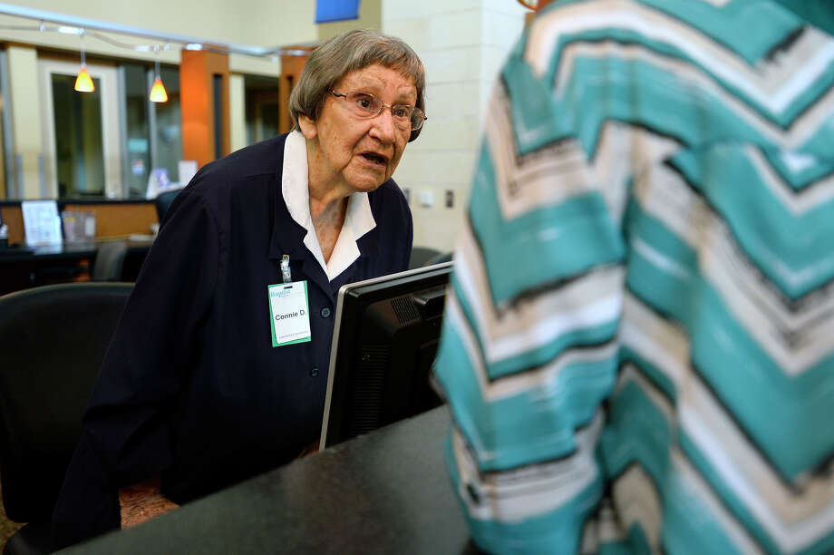 100 Year Old Setx Woman Spends Days Volunteering At Hospital San