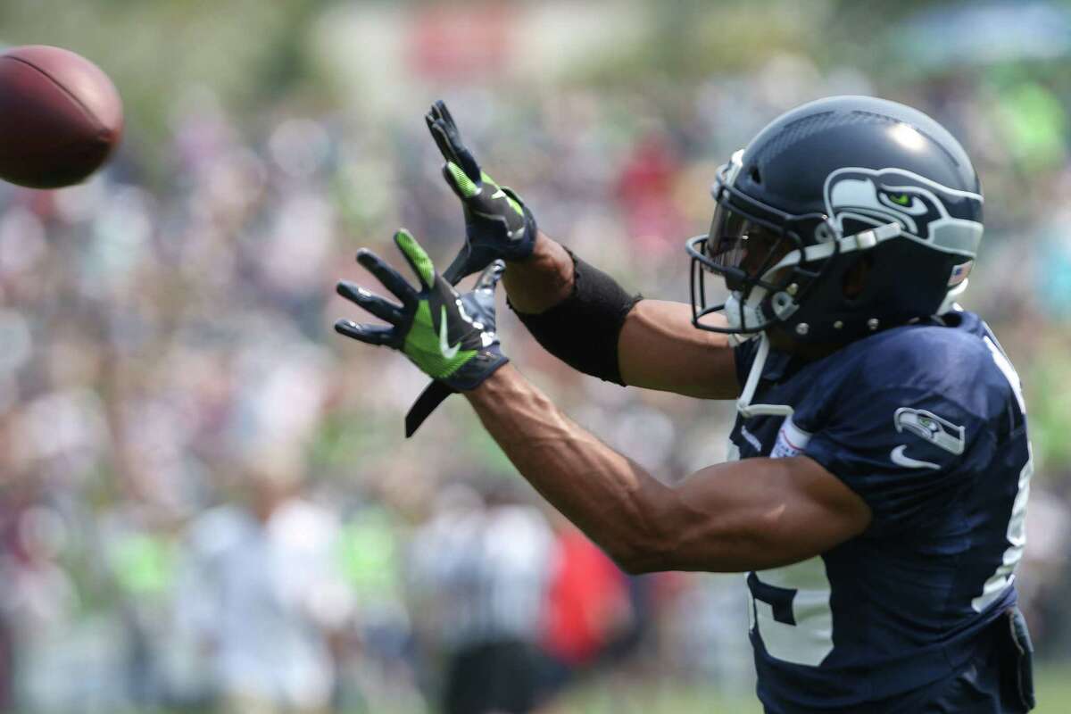 Seahawks camp notes: Doug Baldwin exits early with injury