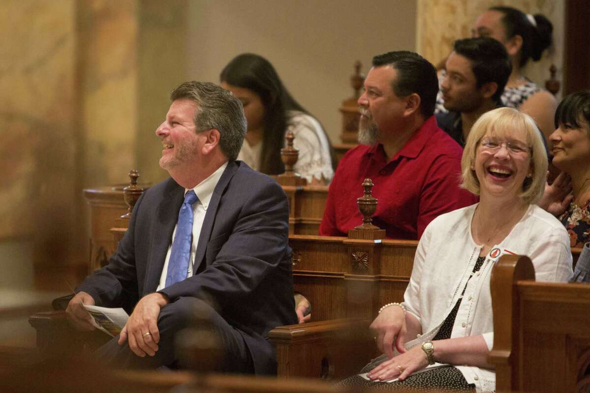 Southside ISD Superintendent Mark Eads and Dean Dr. Robyn Phillips-Madson of the UIW School of Osteopathic Medicine