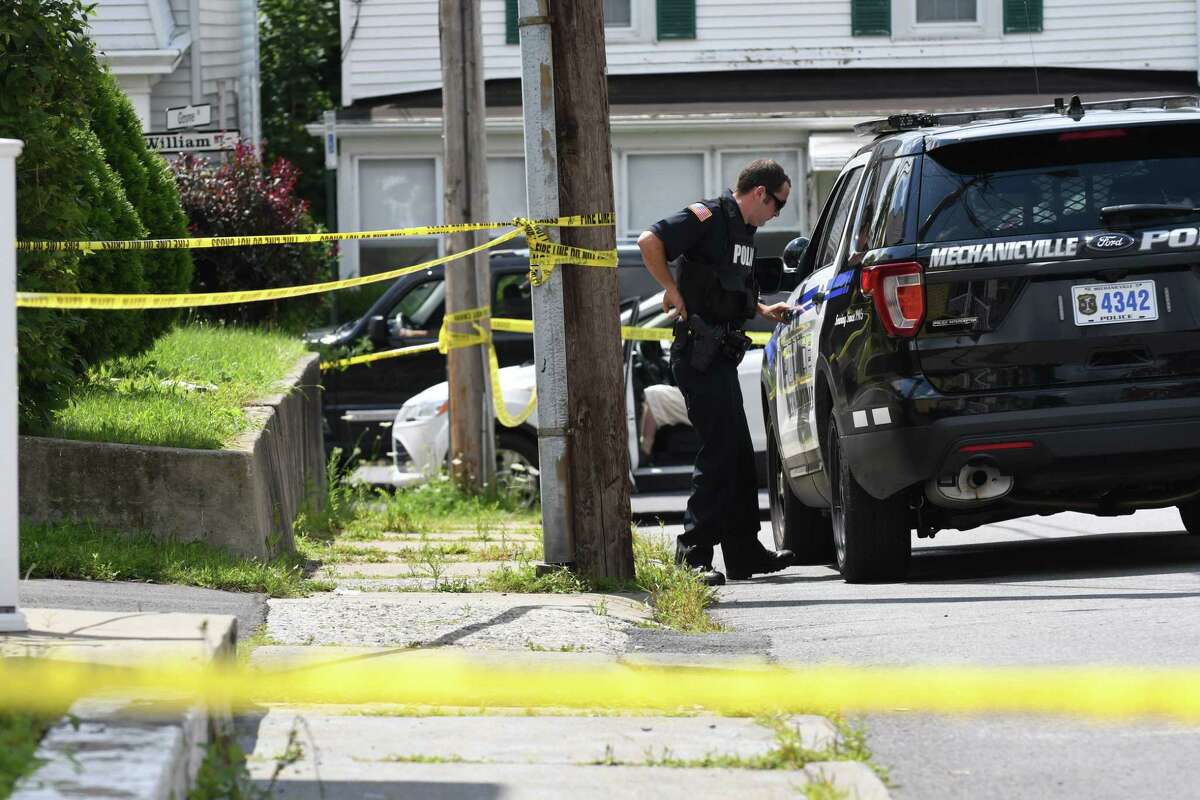 Man, 19, is killed in Mechanicville driveway
