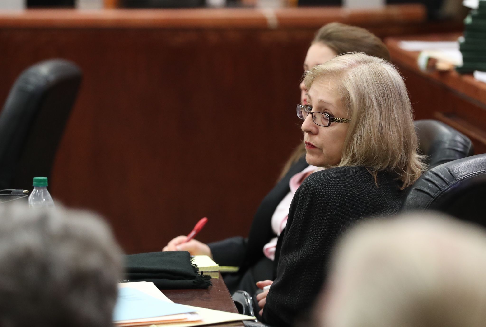 Widow on trial for murder breaks down at seeing photos of dead husband - Houston Chronicle2048 x 1378