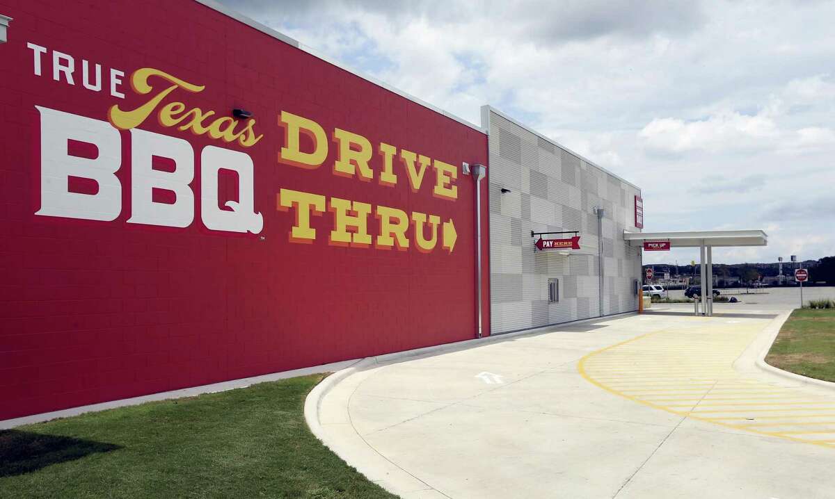 HEB expanding BBQ restaurant brand, curbside delivery with new San