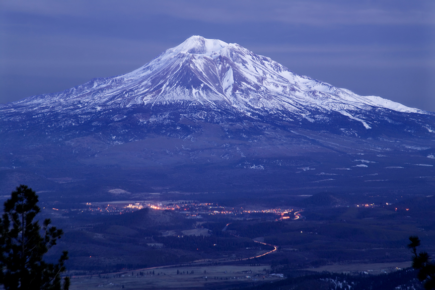 with-8-threatening-volcanoes-usgs-says-california-deserves-close