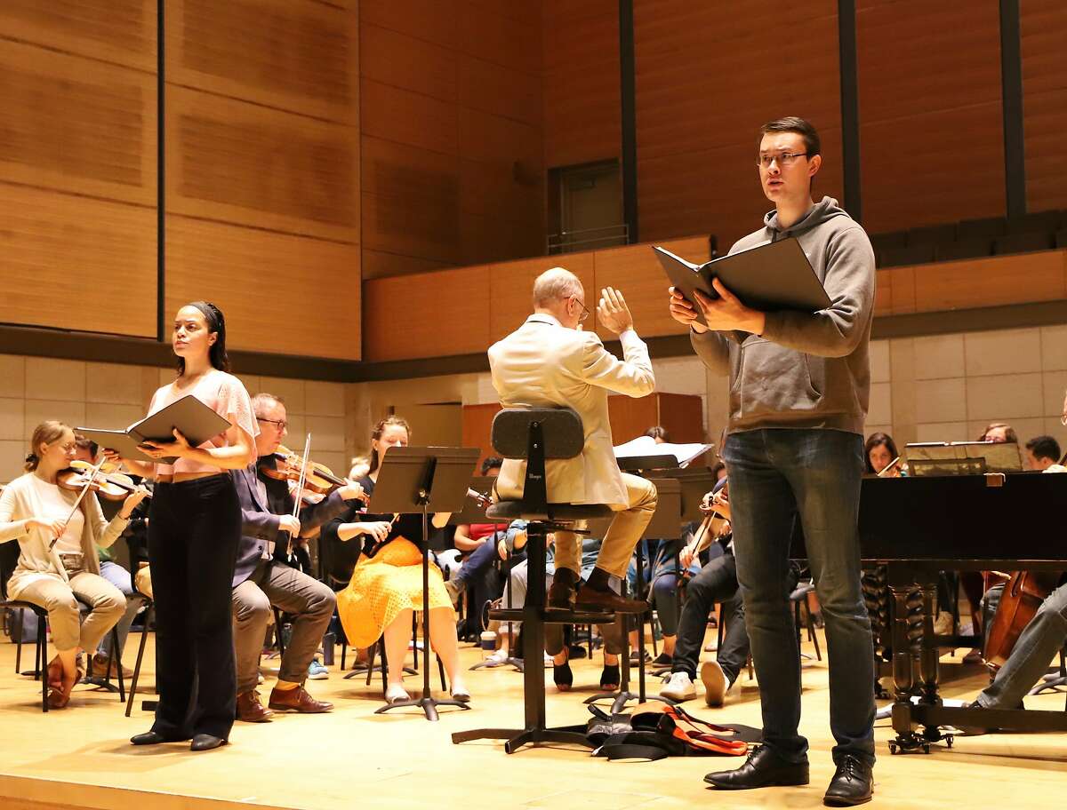 Michele Elizabeth Kennedy (l.) and�William Meinert� in rehearsal with conductor Jeffrey Thomas and American Bach Soloists