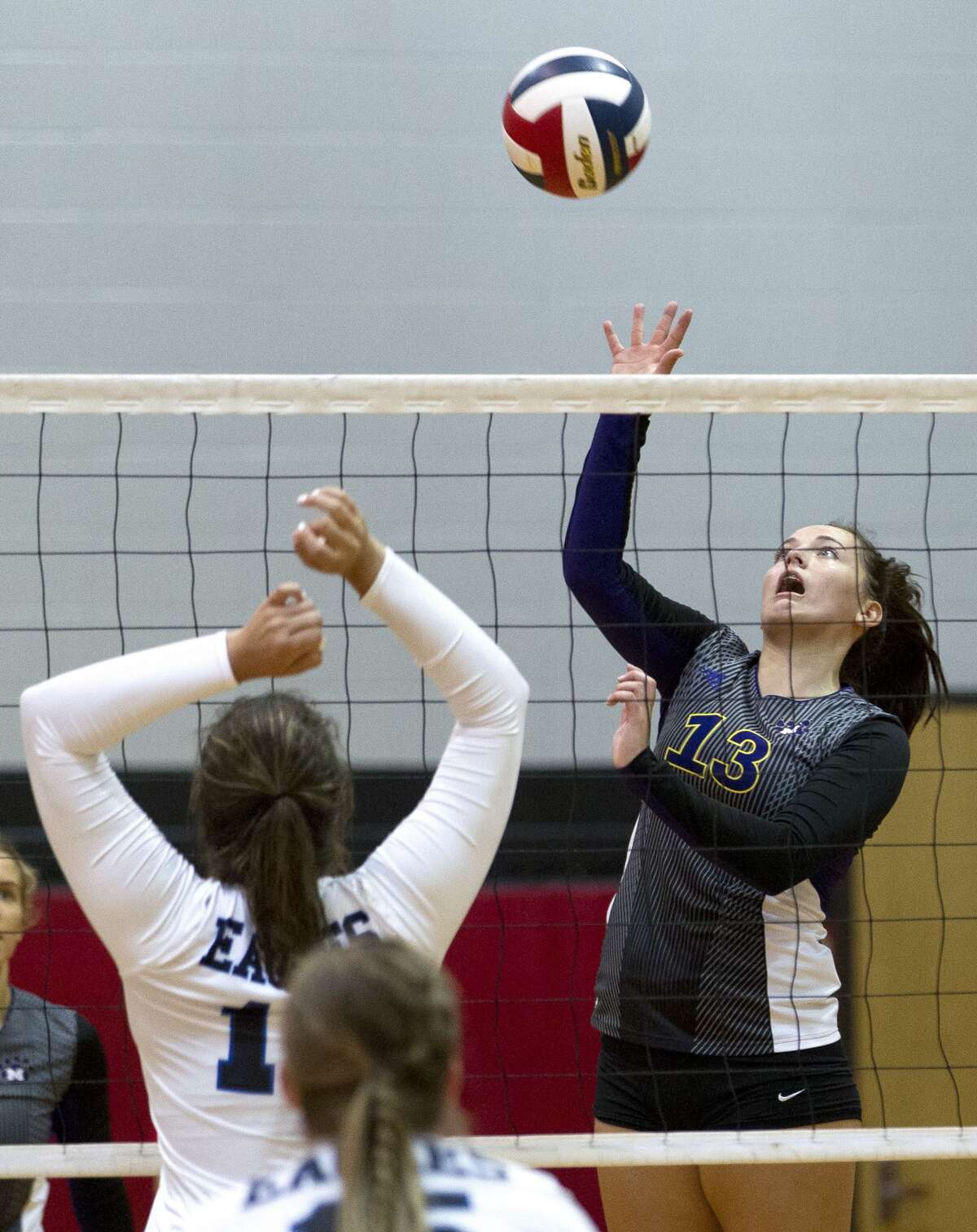 VOLLEYBALL Lady Bears impressive in pool play sweep at Katy/CFISD Classic