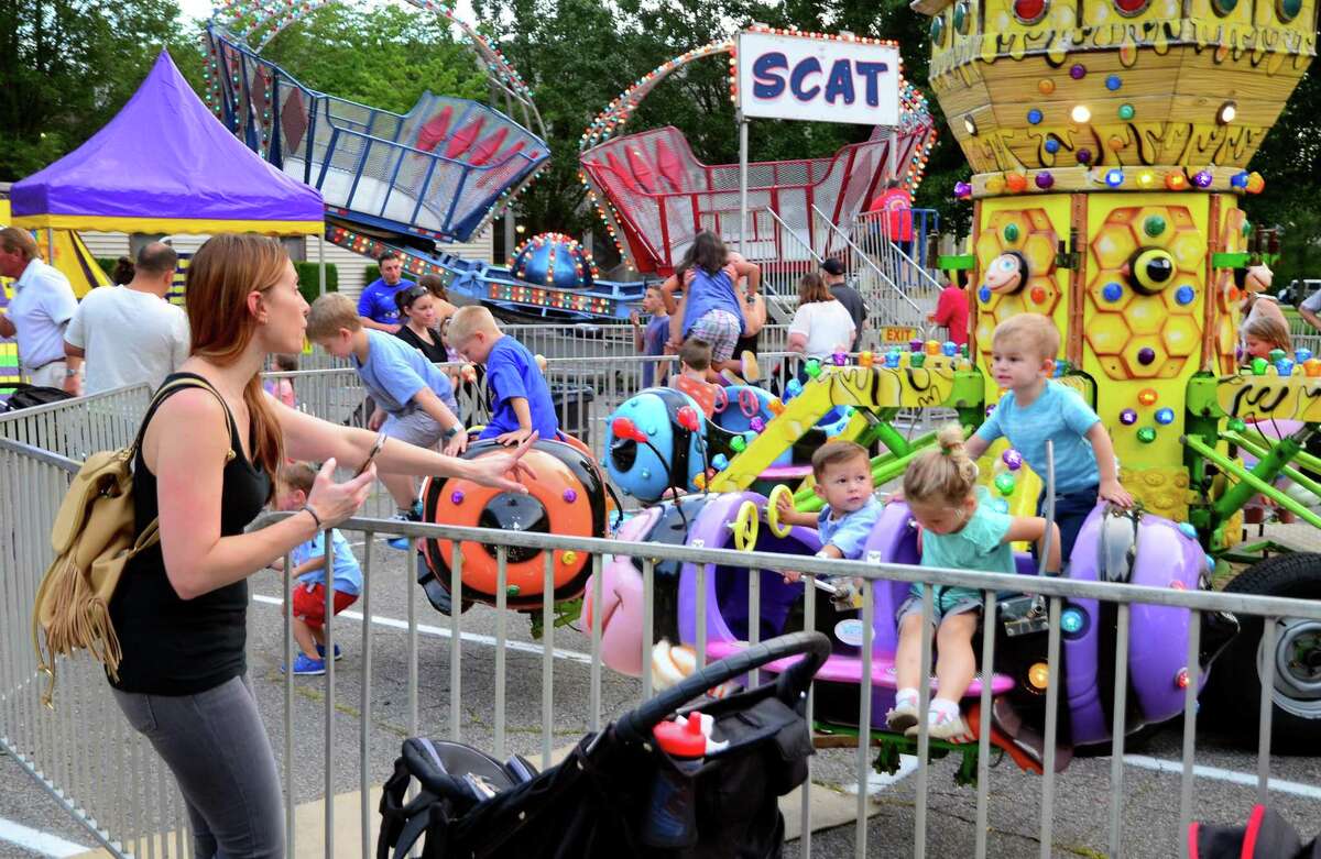 Ansonia's Holy Rosary Festival Draws a Crowd