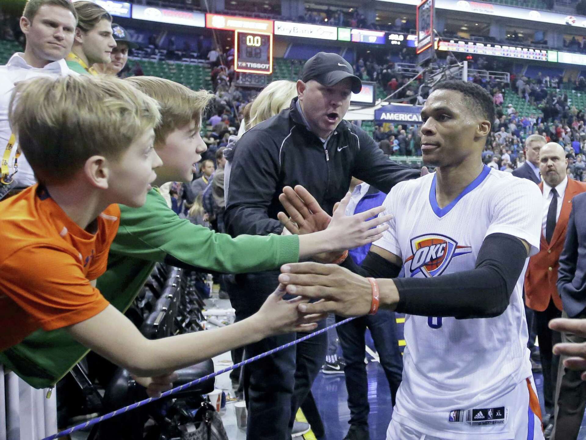 From Thunderstorms to Heat Waves?! Years ago, Kevin Durant and Russell  Westbrook were the NBA's most electric tandem: a force of nature in OKC  that came within reach of greatness. But when, image size:1920x1440