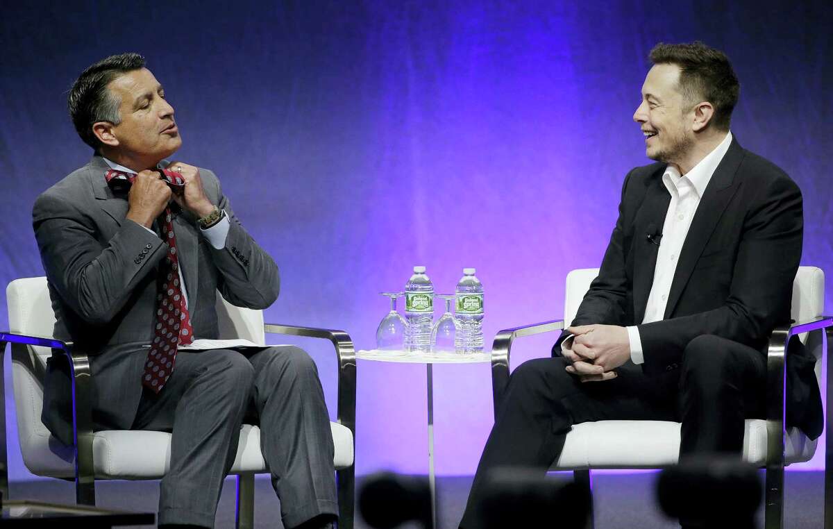 Tesla Ceo Elon Musk Talks Cars And Humanitys Fate With Governors