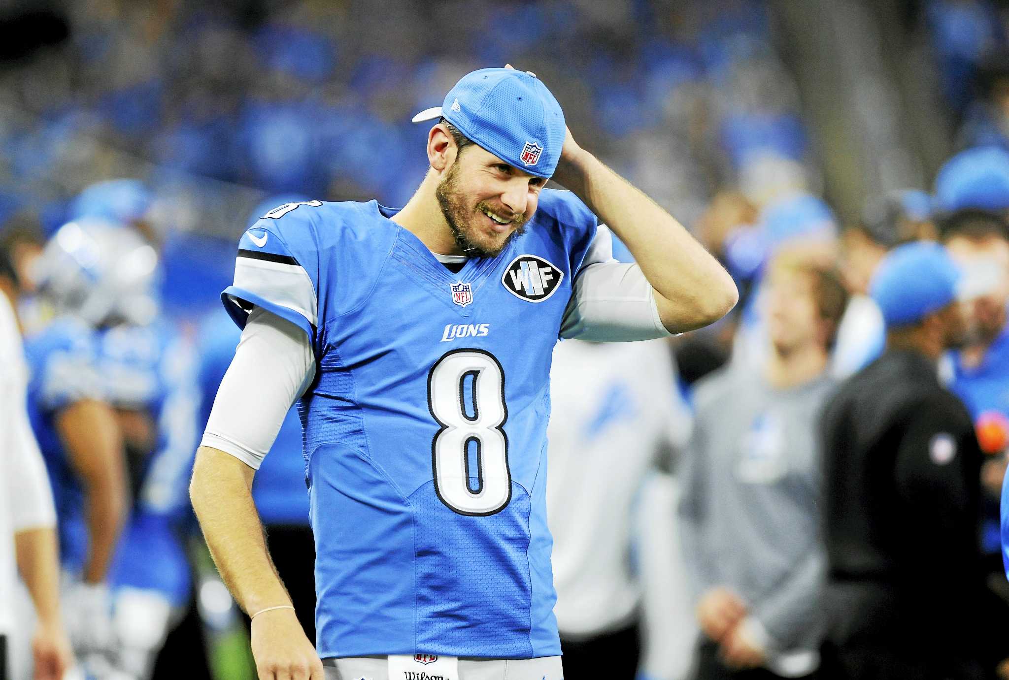 former-uconn-star-dan-orlovsky-weighs-future-after-12-nfl-seasons