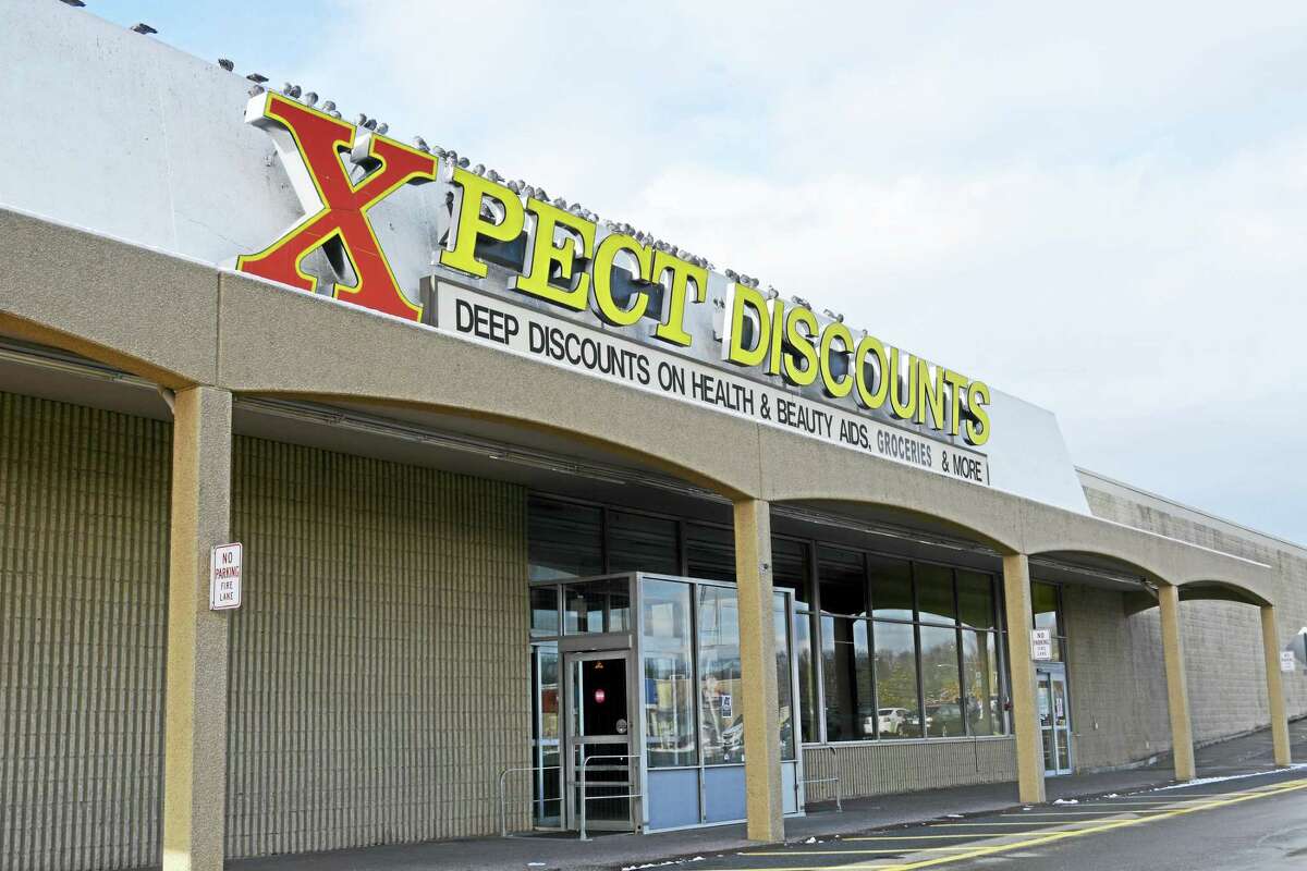 Xpect Discounts left the Cromwell Square Shopping Plaza last spring.