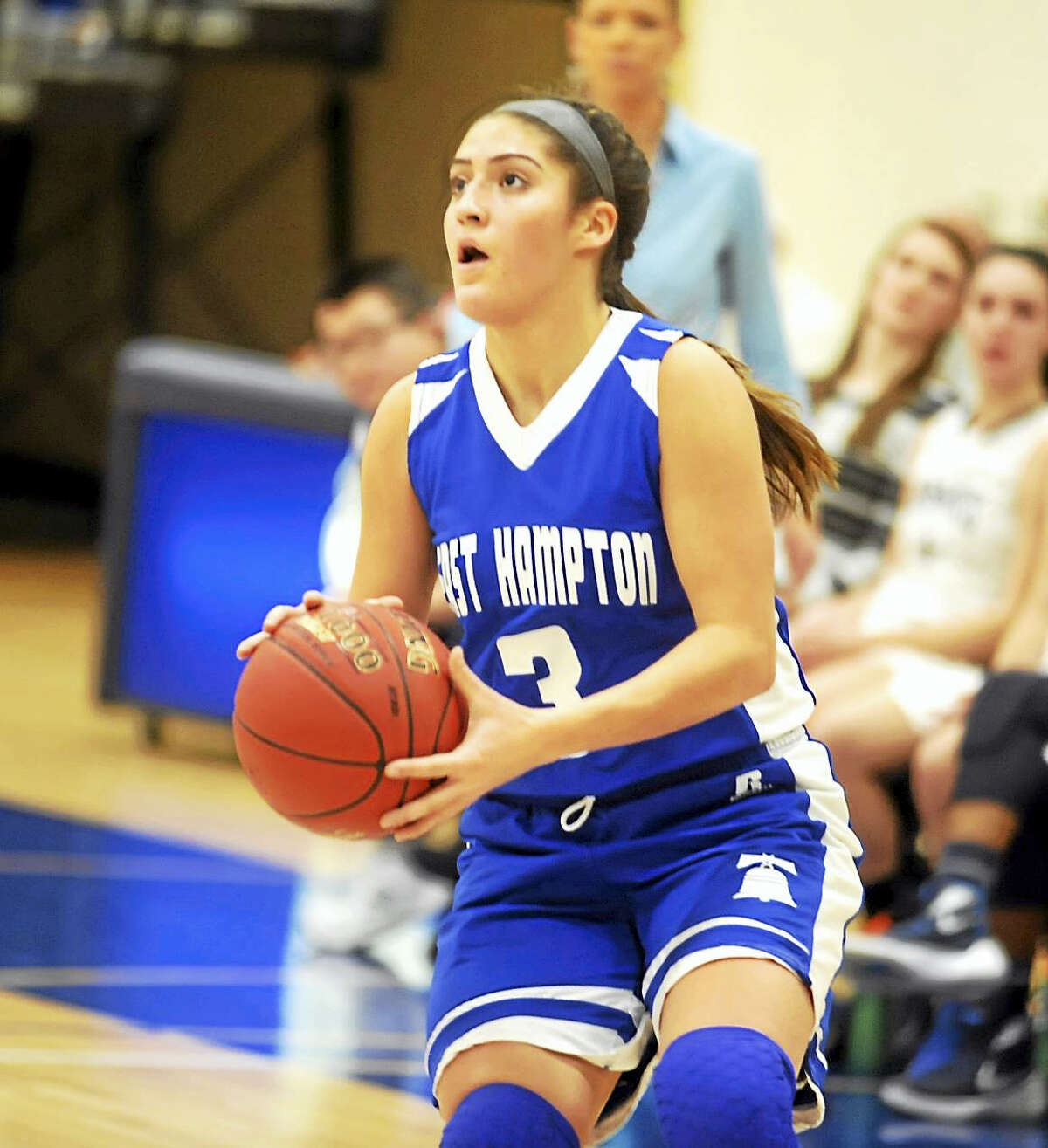 Girls basketball: East Hampton's Gyanna Russell joins 1000 point club