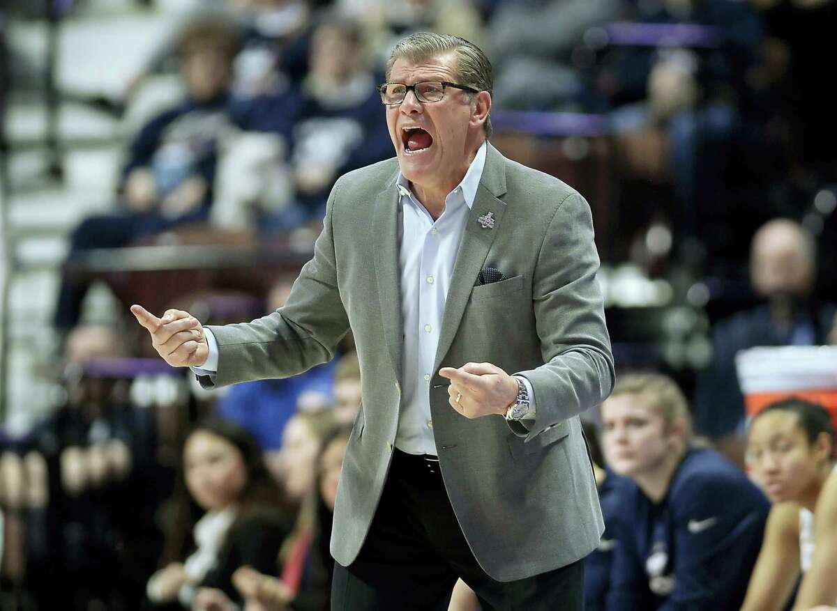 UConn coach Geno Auriemma reacts toward an official during Saturday’s win over Tulsa.