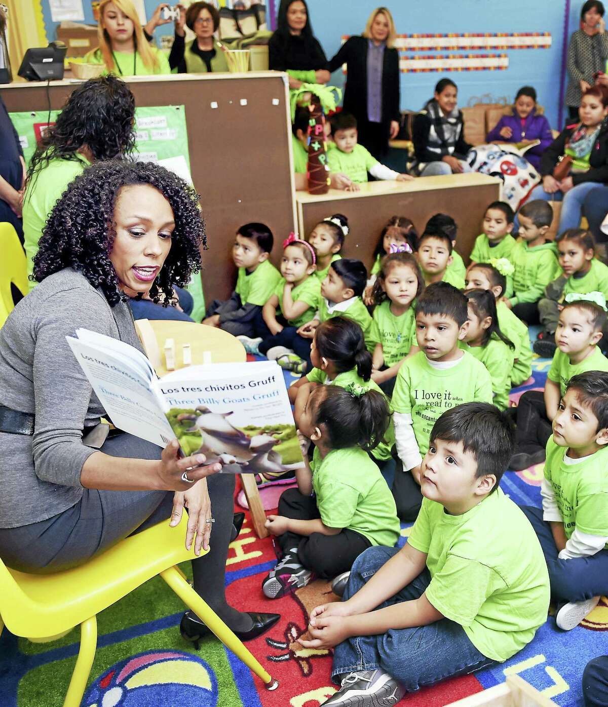 Myra Jones-Taylor, commissioner of the Office of Early Childhood, reads “Three Billy Goats Gruff” to a group of Head Start pre-K students.