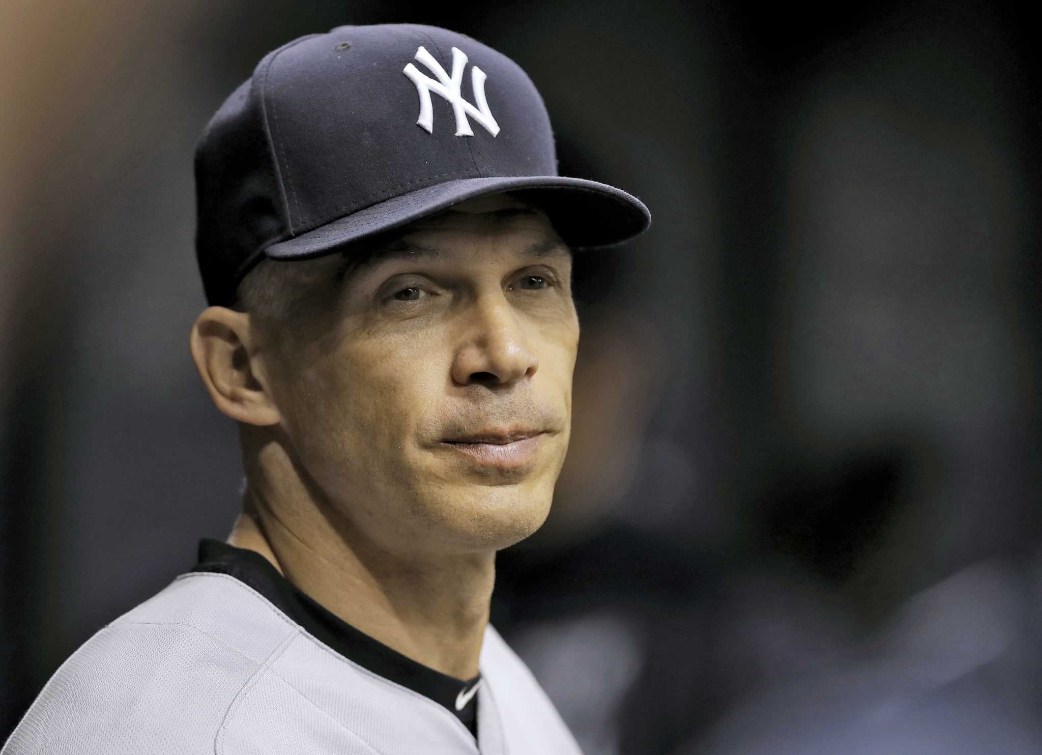 Yankee manager Joe Girardi walks out on media over bullpen question