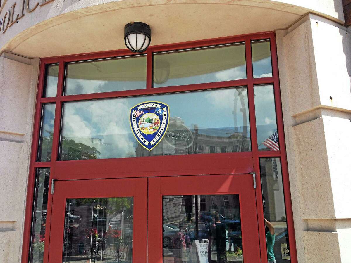 The entrance of the Middletown Police Department.