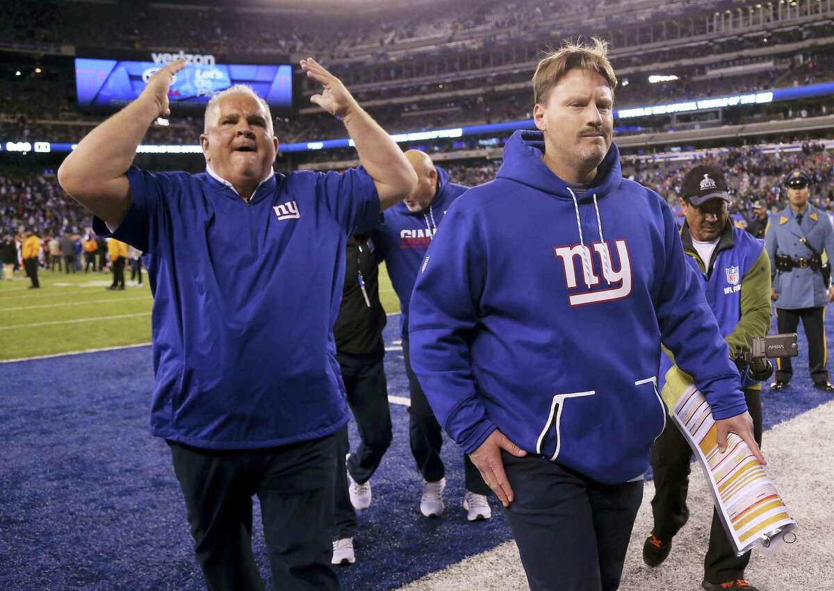 New York Giants head coach Ben McAdoo walks off the field after the Giants beat the Cincinnati Bengals 21-20 in an NFL football game, Monday, Nov. 14, 2016, in East Rutherford, N.J. (AP Photo/Seth Wenig)