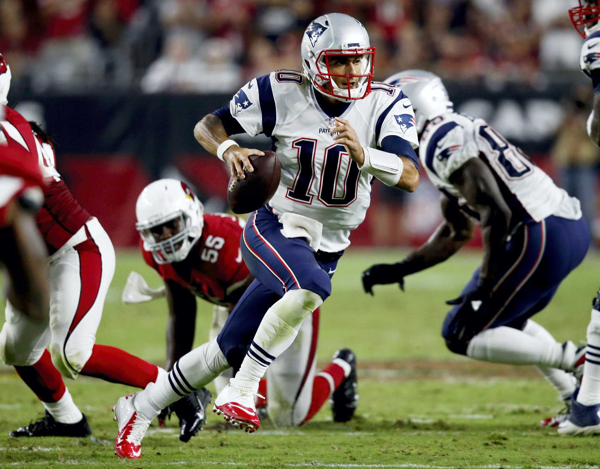 Jimmy Garoppolo wins first start as Patriots edge Cardinals