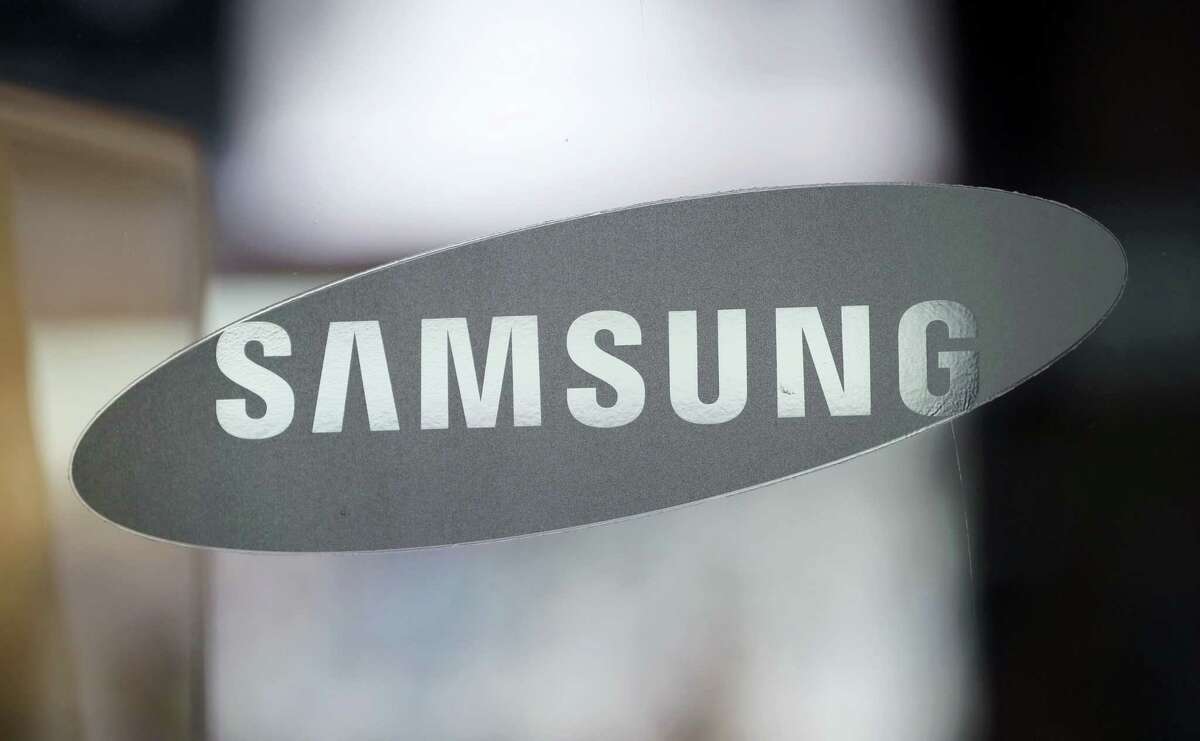 In this file photo, the corporate logo of Samsung Electronics Co. is seen at its shop in Seoul, South Korea.