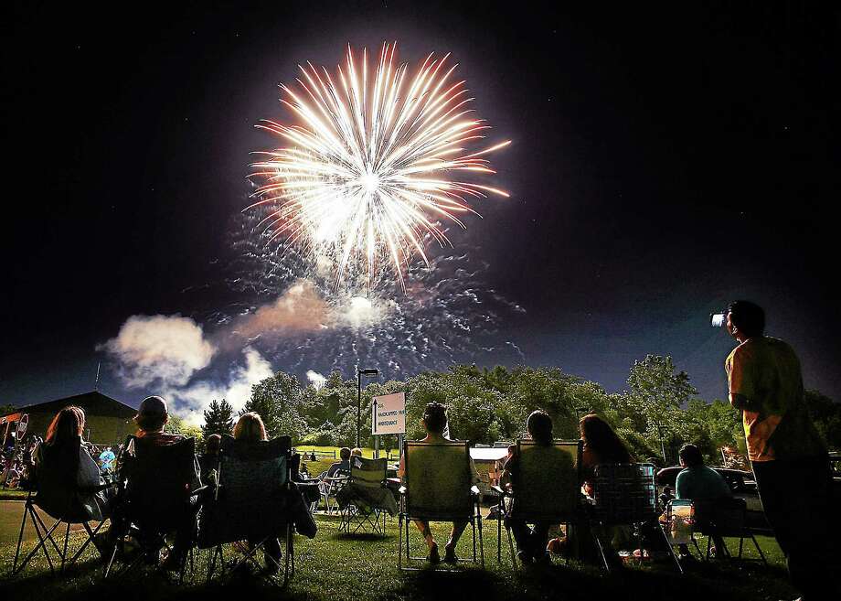 Fireworks cap observances of July 4th weekend in southern Connecticut