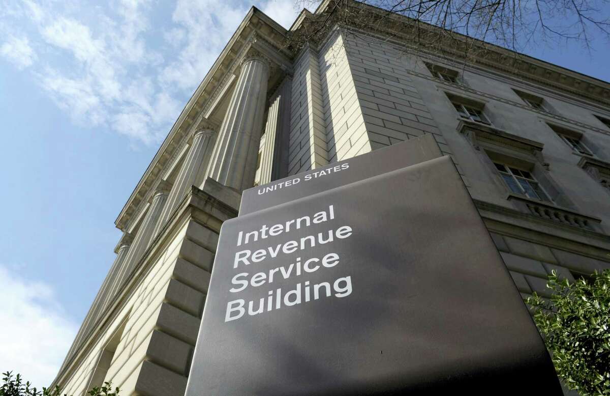 The exterior of the Internal Revenue Service building in Washington. As the end of the year approaches, it’s time to think about taxes. The tax season may seem far off, but this is the time of year to make some moves to help your tax bill come spring.