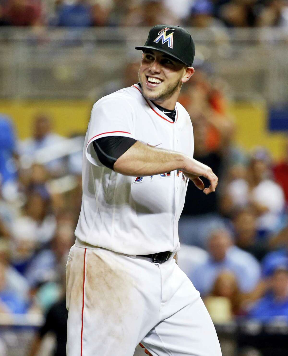 Official: Jose Fernandez died from crash impact, not drowning