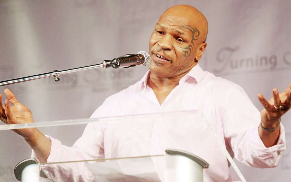 The Associated Press Retired boxer Mike Tyson came to the rescue of an injured motorcyclist after a crash on a Las Vegas interstate last week.