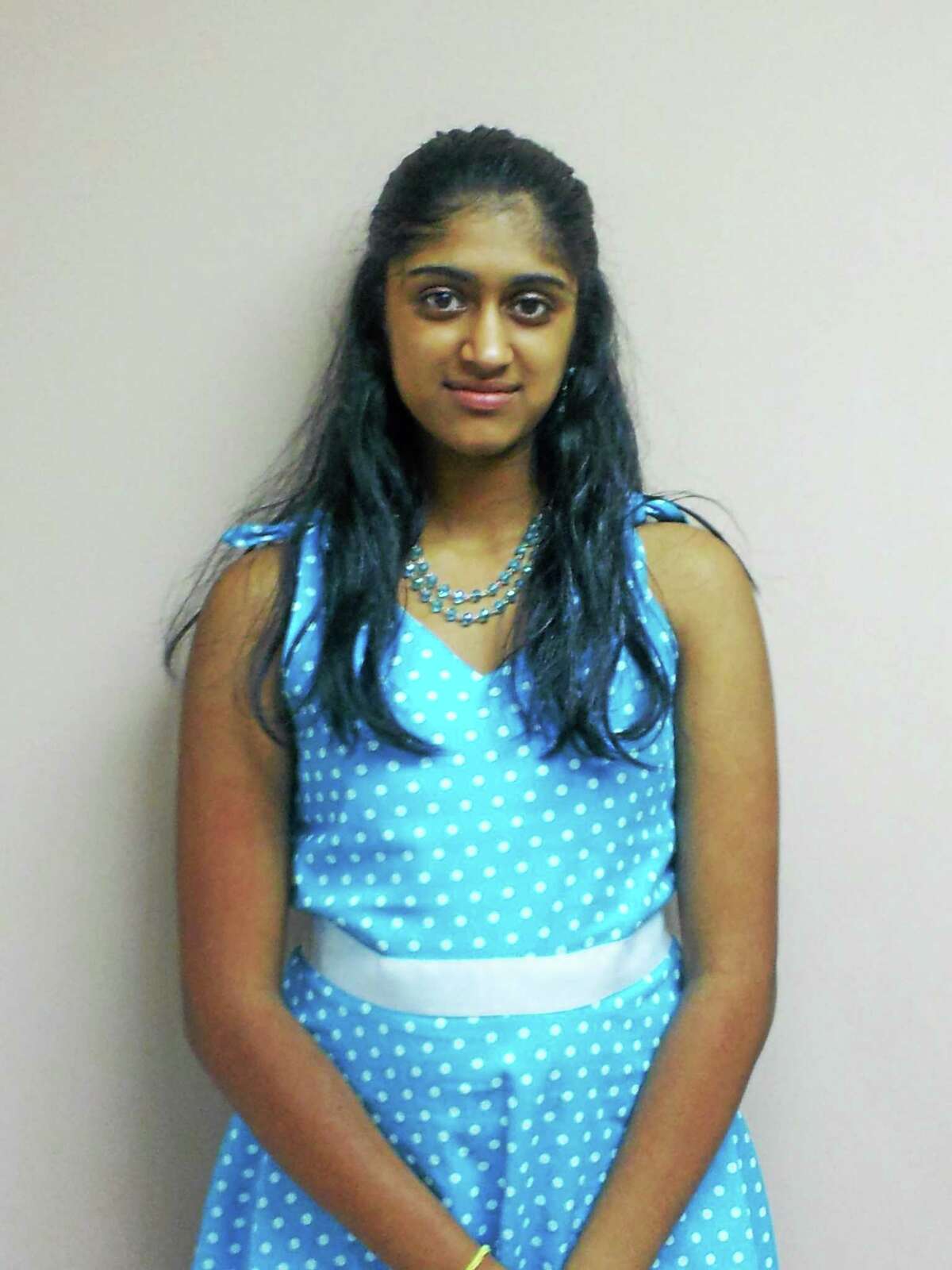 Deepika Ravichandran, 15, of East Hampton has won the Guinness World Record to become the fastest puzzler.