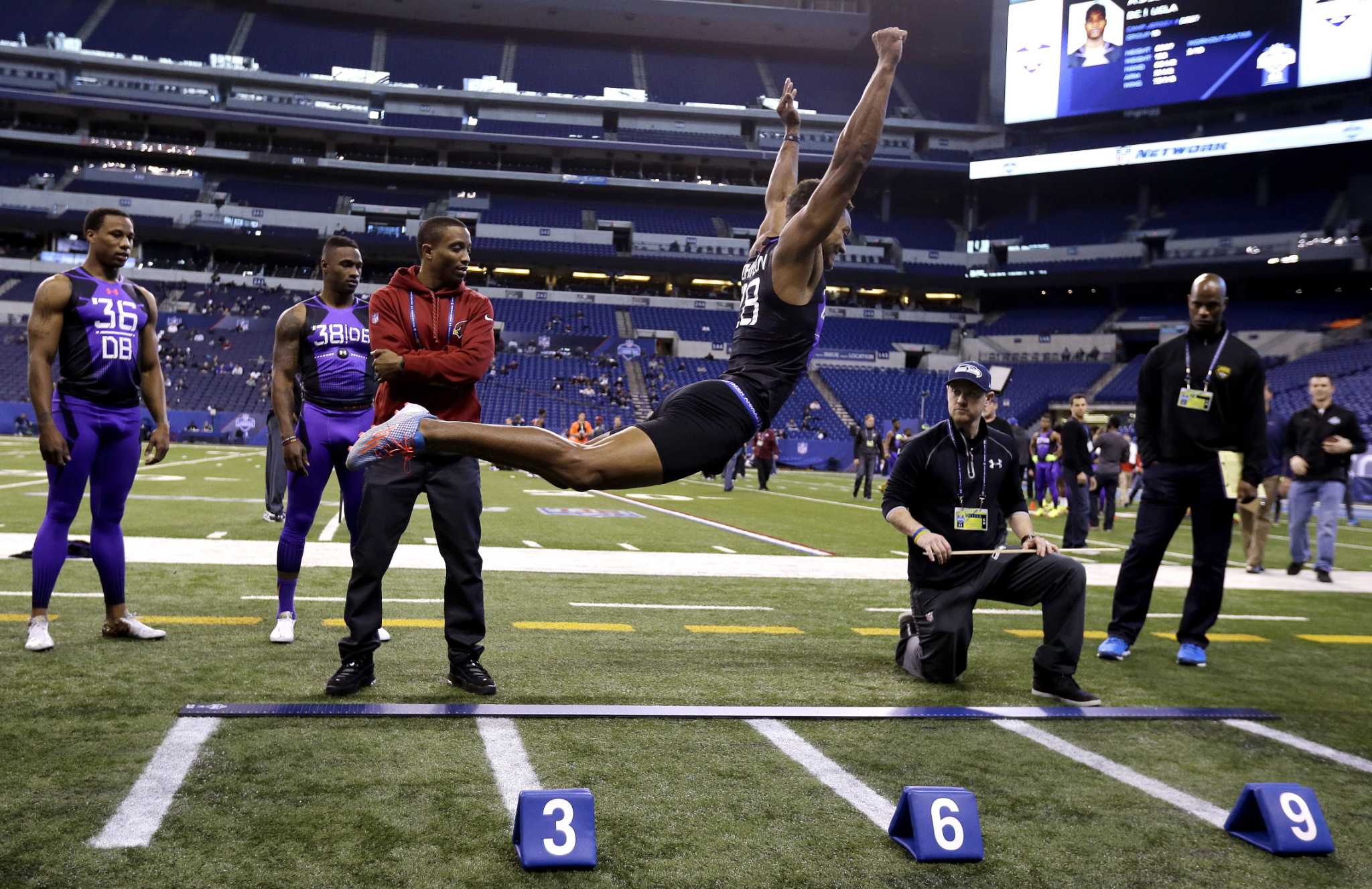 UConn’s Byron Jones breaks NFL combine record in broad jump