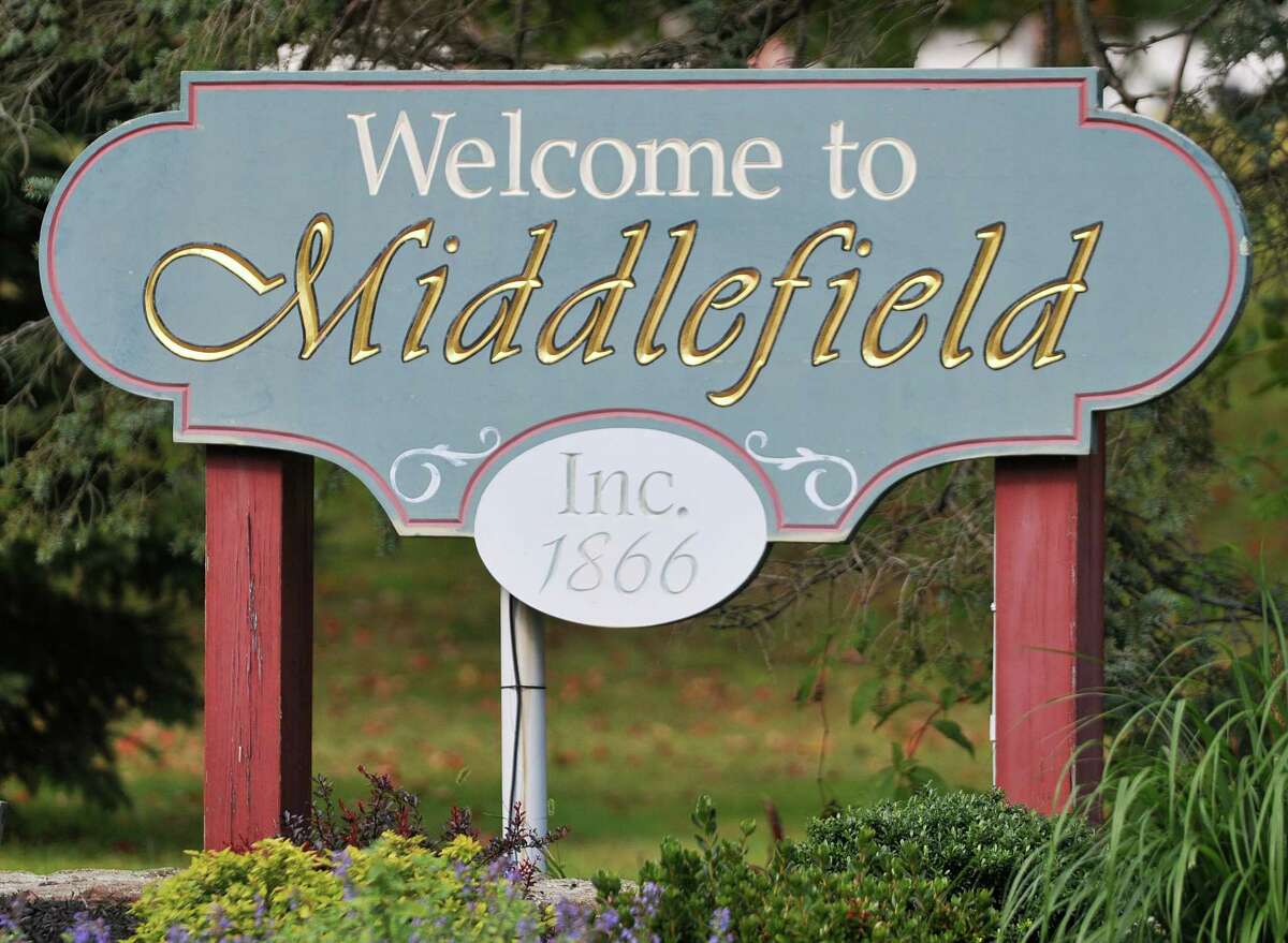Middlefield sign. Catherine Avalone - The Middletown Press