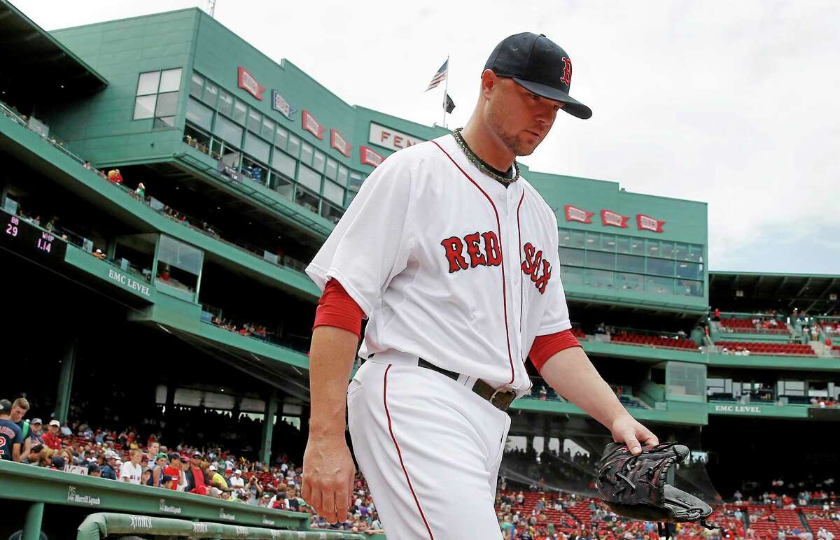 Jon Lester threw eight shutout innings in Sunday’s win over the Royals in Boston.