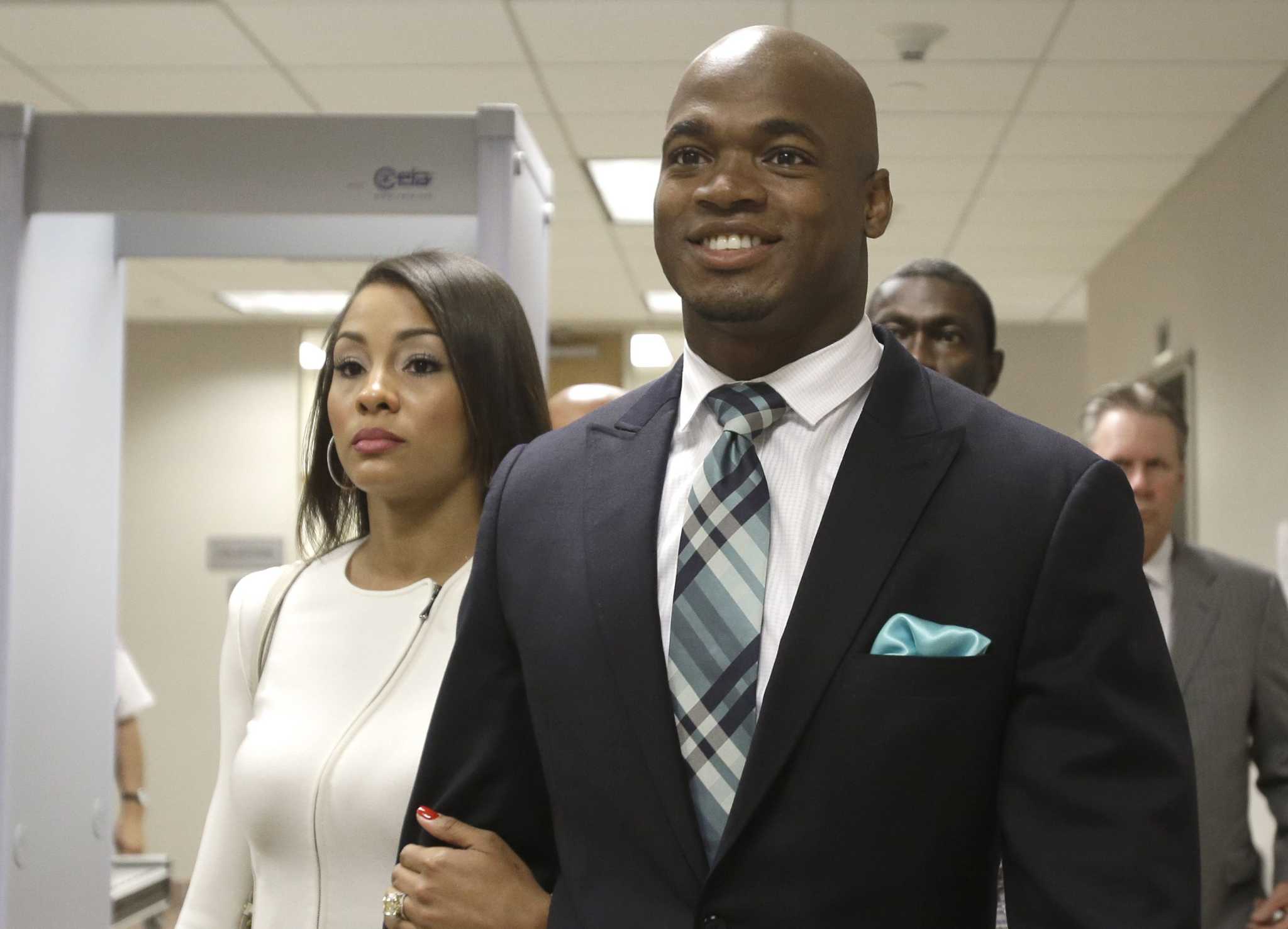 Adrian Peterson comments on potential return to the NFL this season