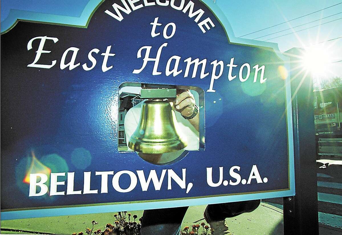 File photo East Hampton sign