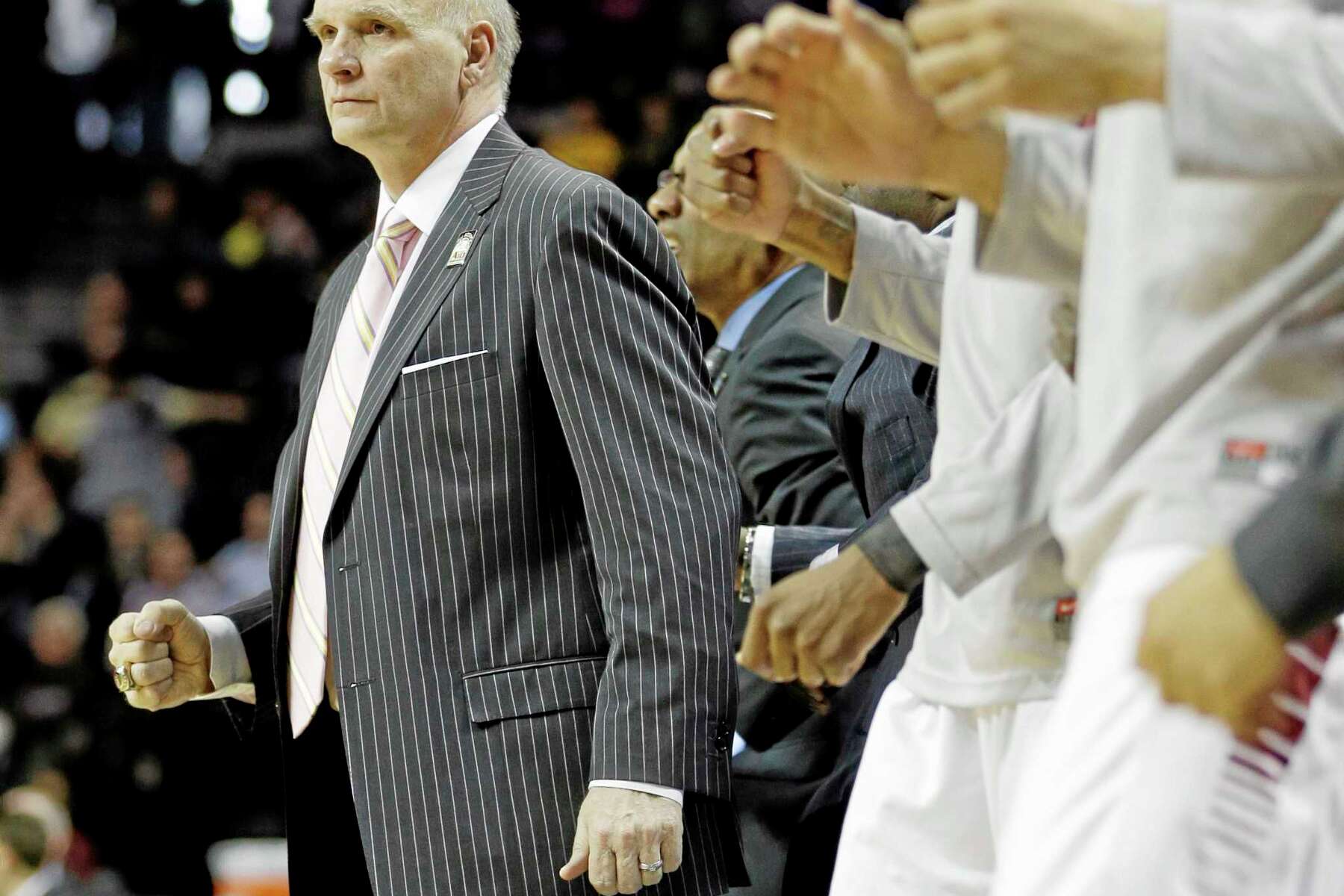 Phil Martelli, Geno Auriemma share a Philly friendship