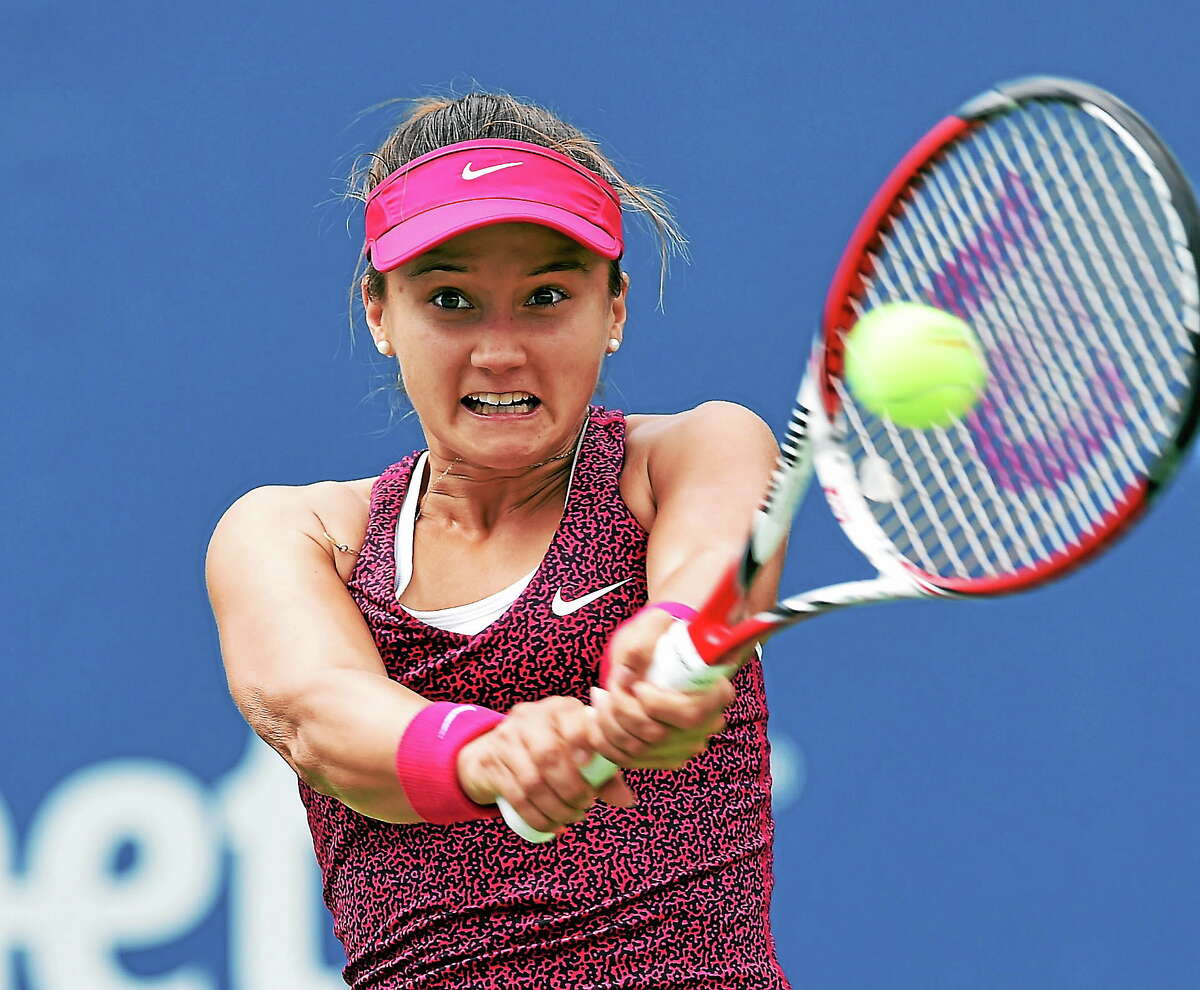 Lauren Davis lost to Timea Bacsinszky in the first round of qualifying at the Connecticut Open on Friday at the Connecticut Tennis Center.