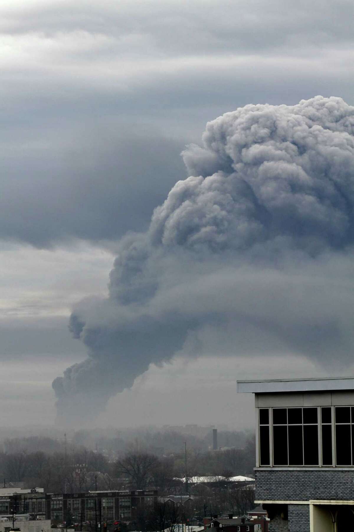 Smoke fills the sky from a fire Friday at General Electric’s Appliance Park in Louisville, Kentucky.