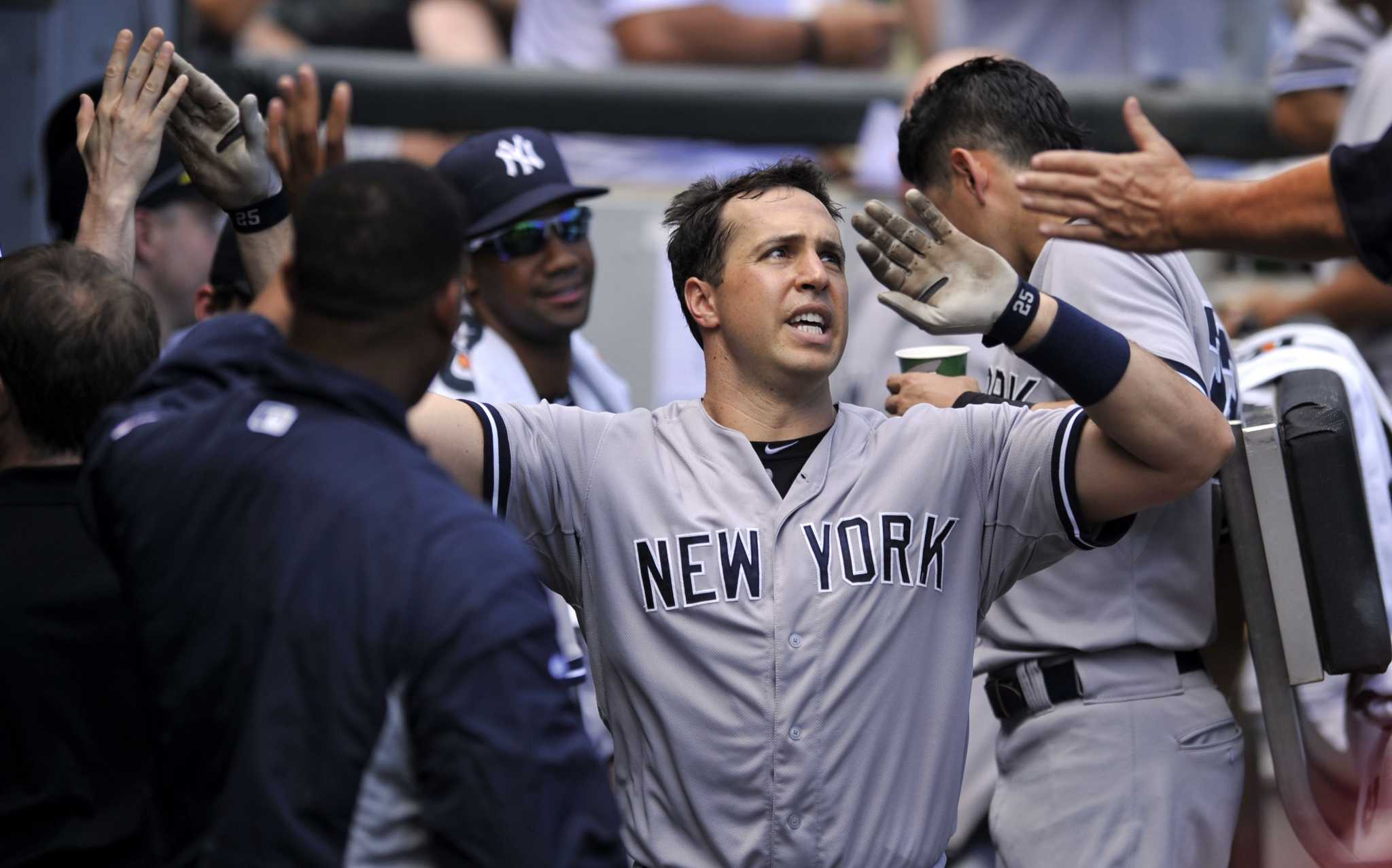 Sore left foot puts Yankees' Teixeira out of lineup