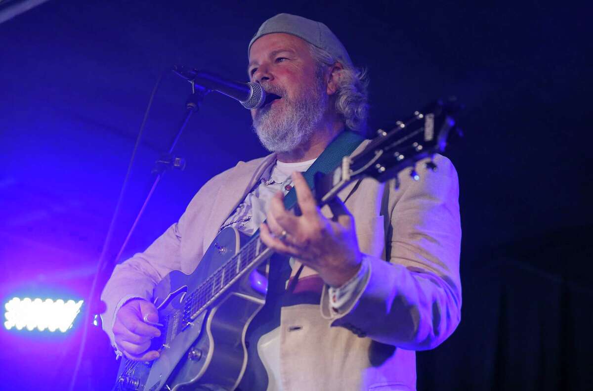 Robert Earl Keen will also appear on the benefit and at the Majestic Theatre.