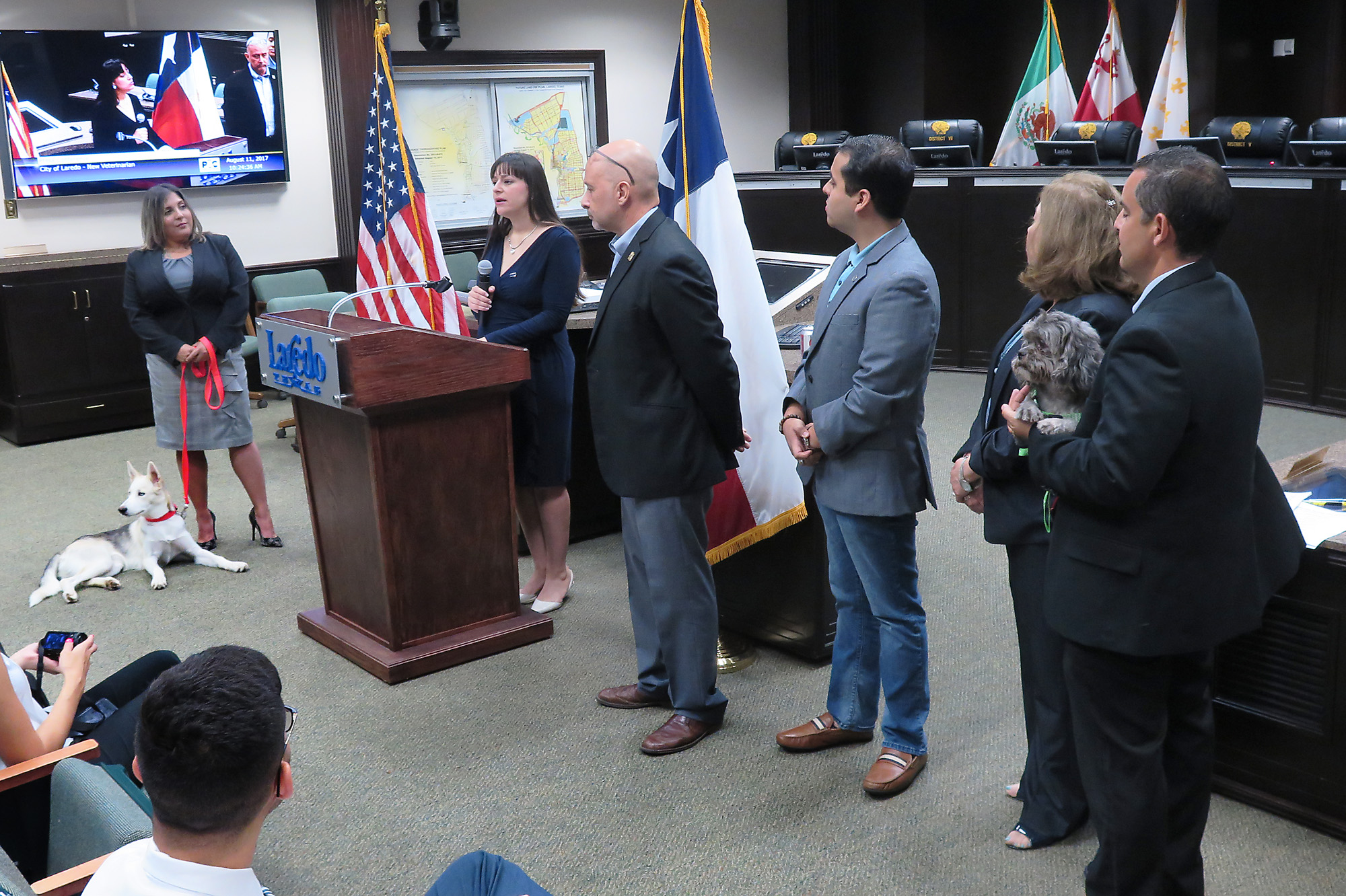 City of Laredo announces hiring of first fulltime veterinarian