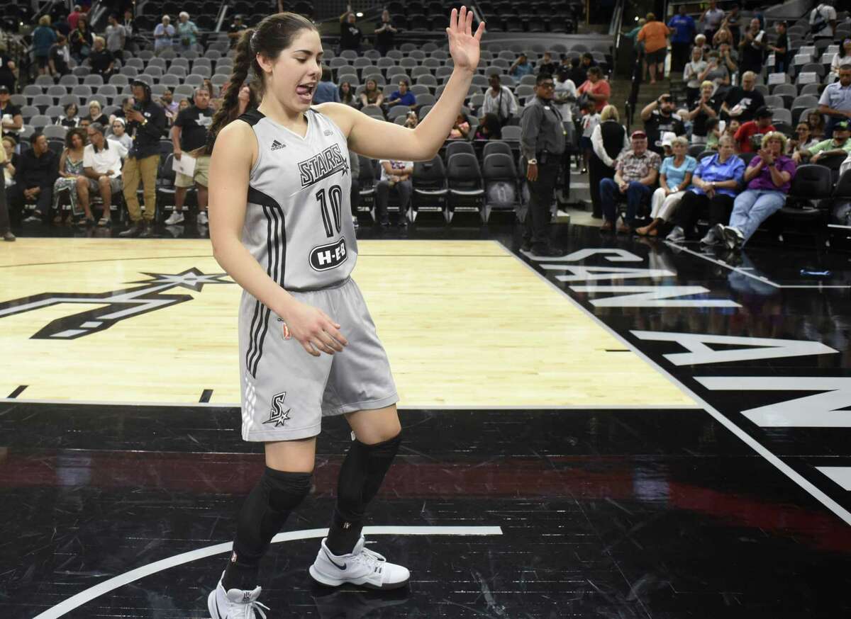 Kelsey Plum of the Stars dances in celebration after defeating the Atlanta Dream at the AT&T Center on Aug. 12, 2017.