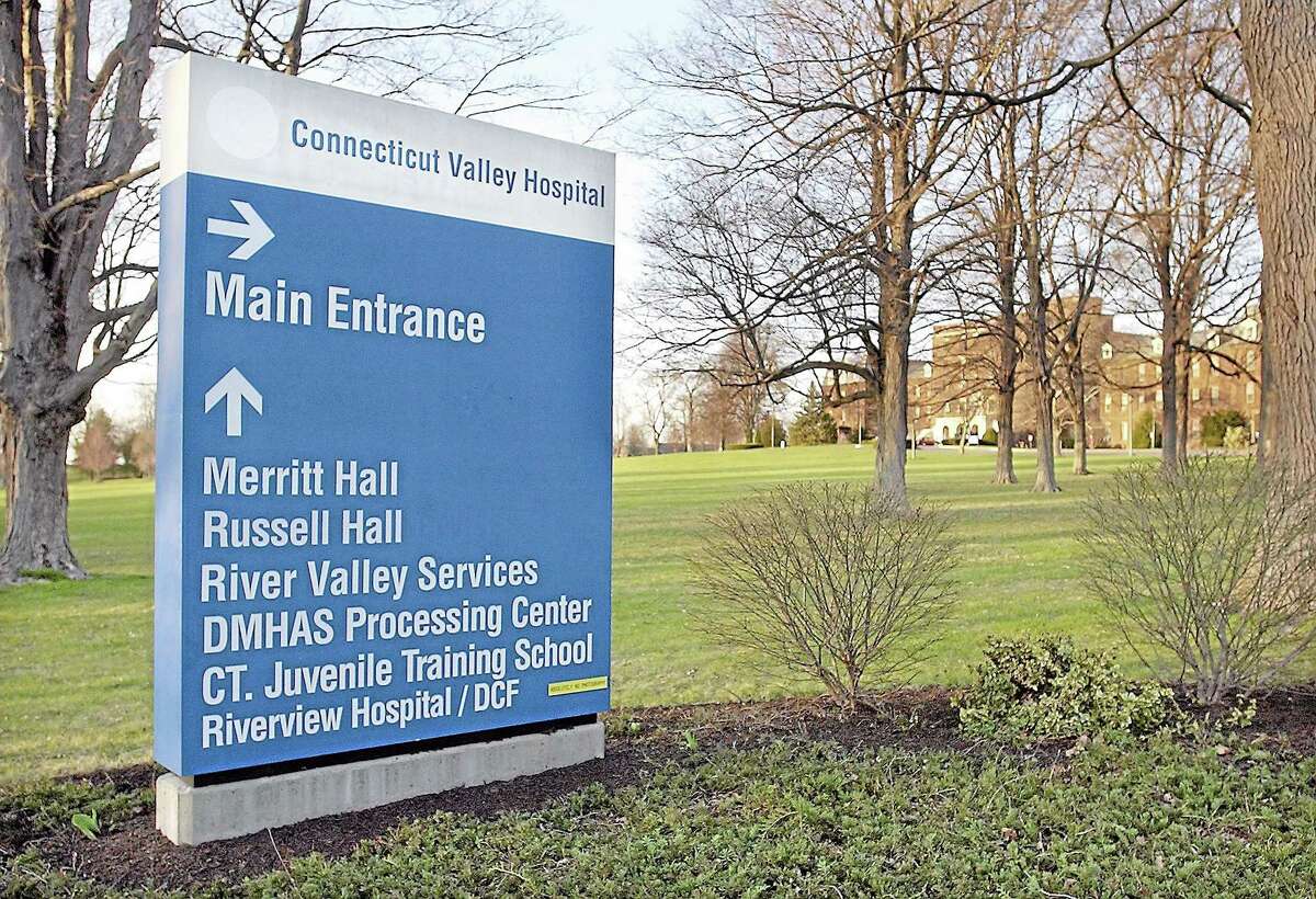 Catherine Avalone/The Middletown Press ¬ The main entrance to Connecticut Valley Hospital located in Middletown, where David Messenger is serving his 20-year sentence.
