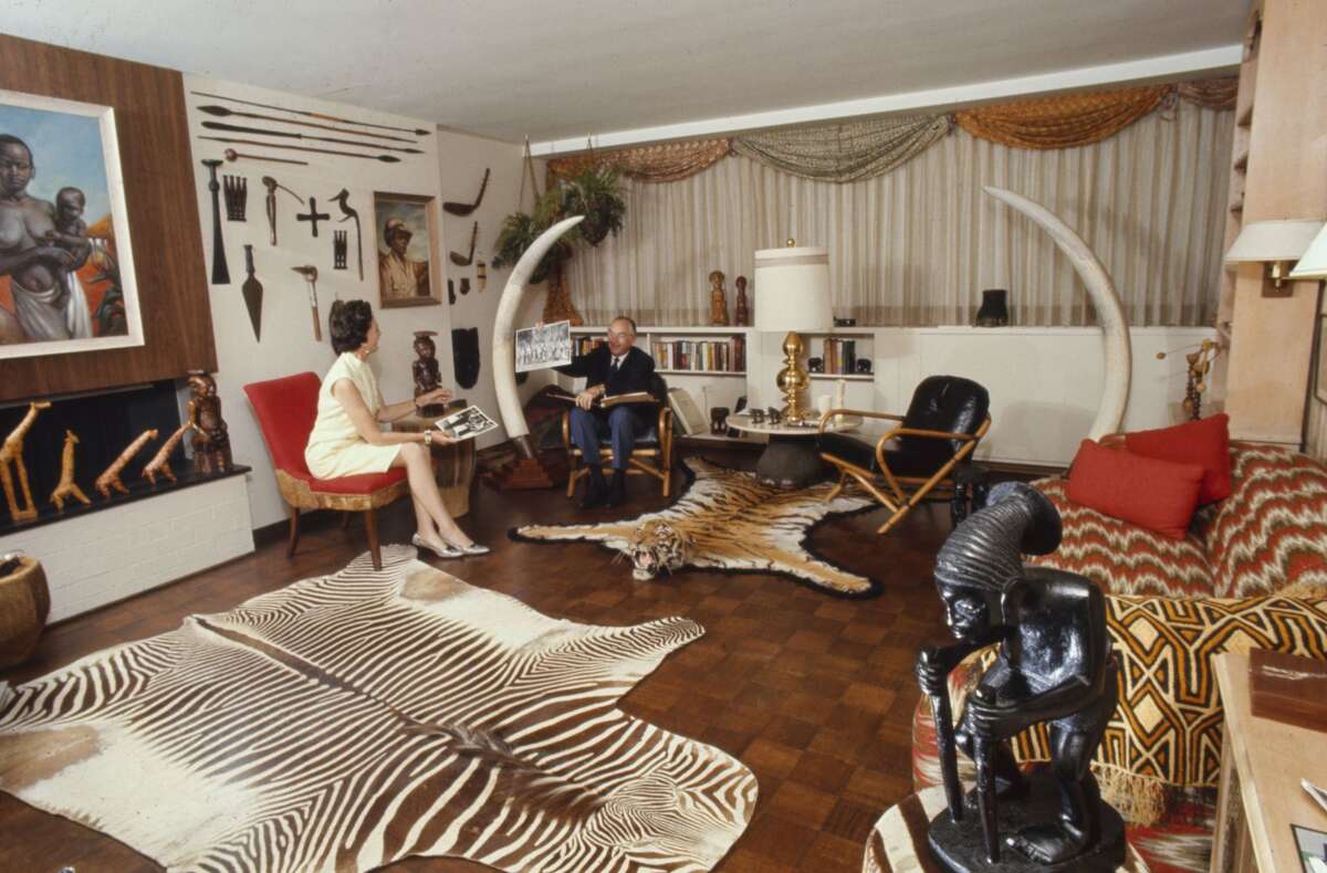 Photos show Watergate apartments before Nixon sullied its image