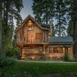 Luxurious cabin in mountains of Lake Tahoe features reclaimed timber ...