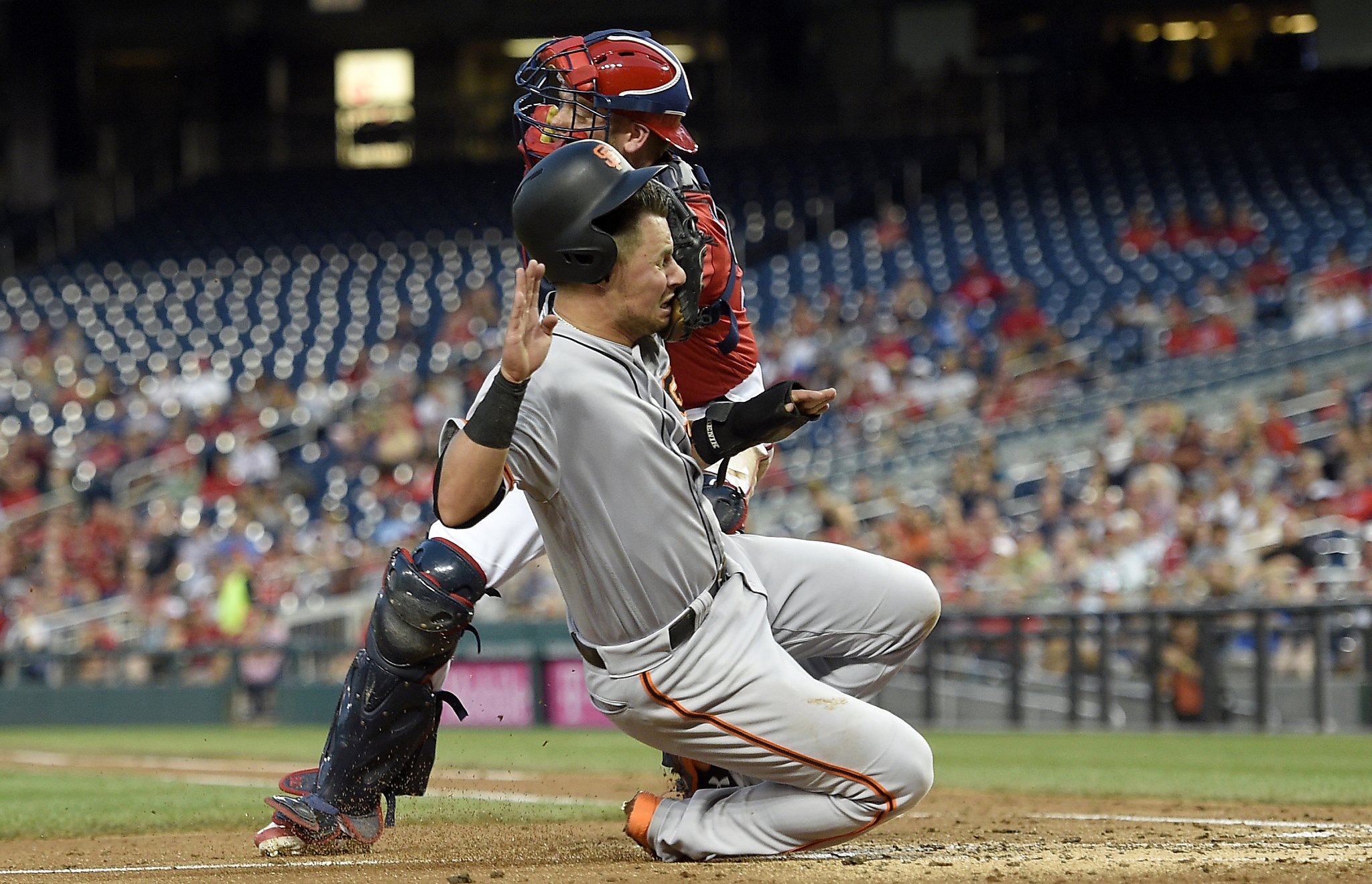 Giants' Joe Panik ahead of Brandon Belt in concussion recoveries